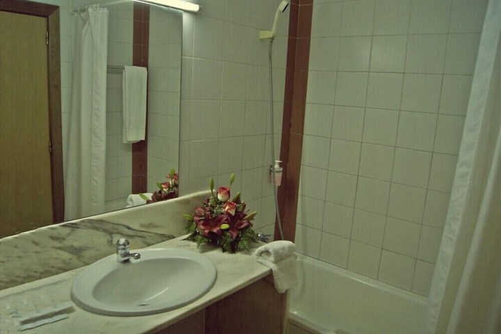 Room 18 of 50