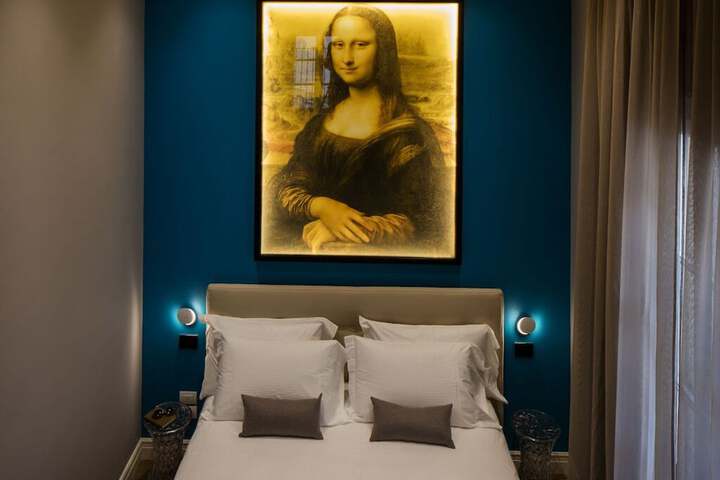 Room 17 of 50