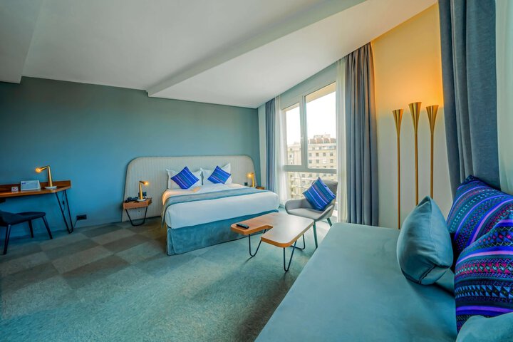 Room 6 of 35