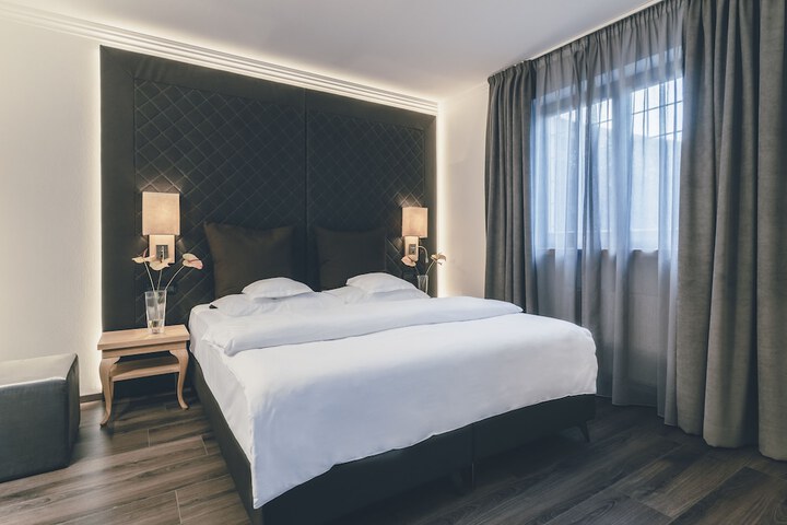 Room 16 of 67
