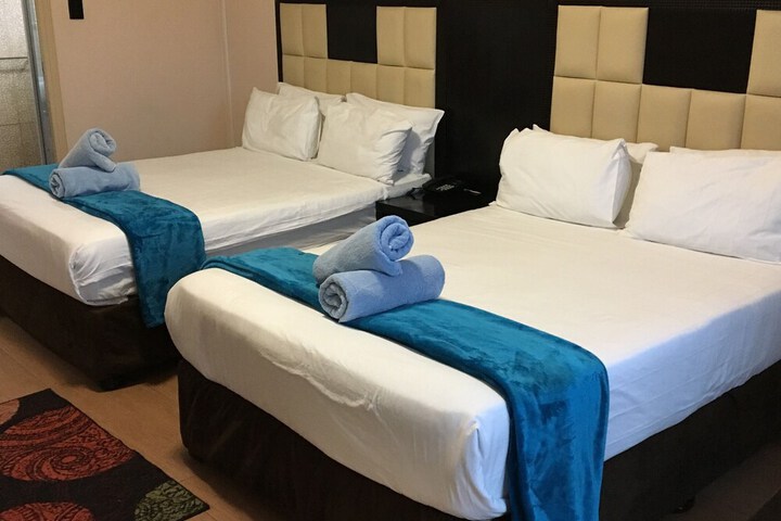 Room 16 of 27