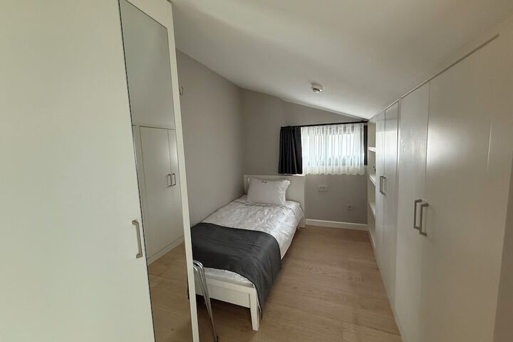 Room 14 of 91