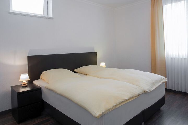 Room 16 of 41