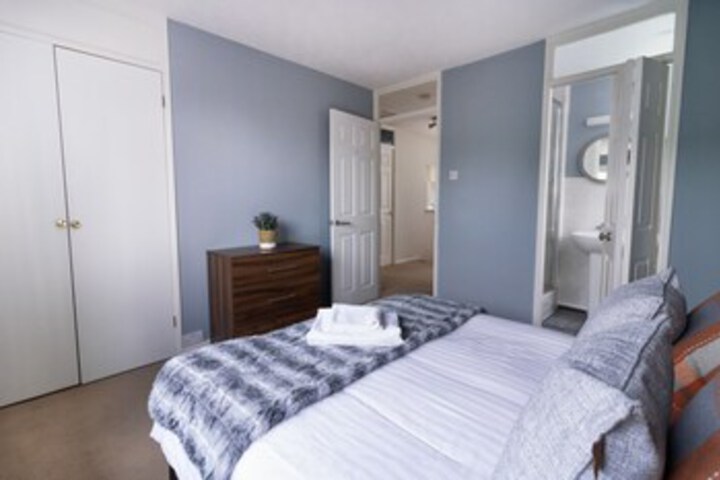 Room 48 of 57