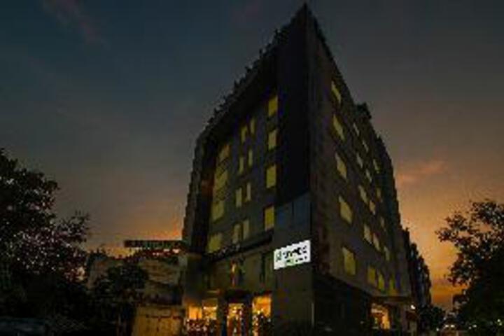 Treebo Trend Grenville Near Udyog Vihar
