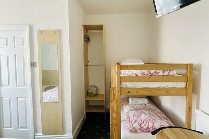 Room 60 of 131