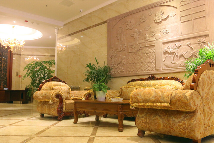 Hotel Interior 11 of 23