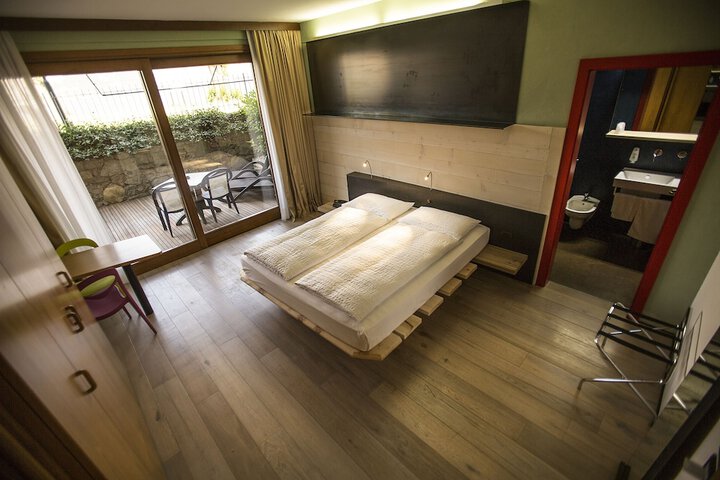 Room 7 of 95