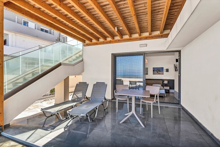 Terrace/Patio 22 of 49