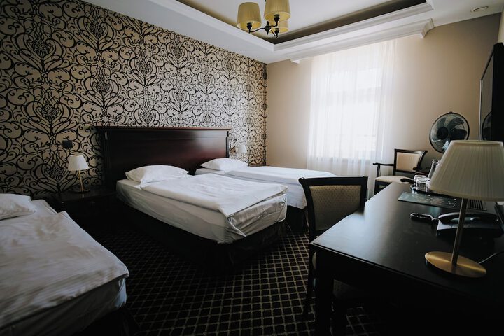 Room 28 of 58