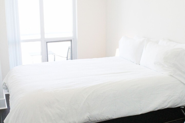 Room 42 of 448