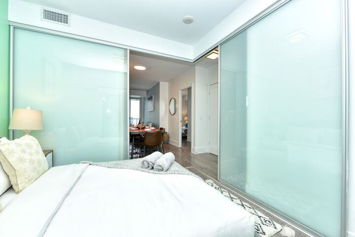 Room 26 of 319