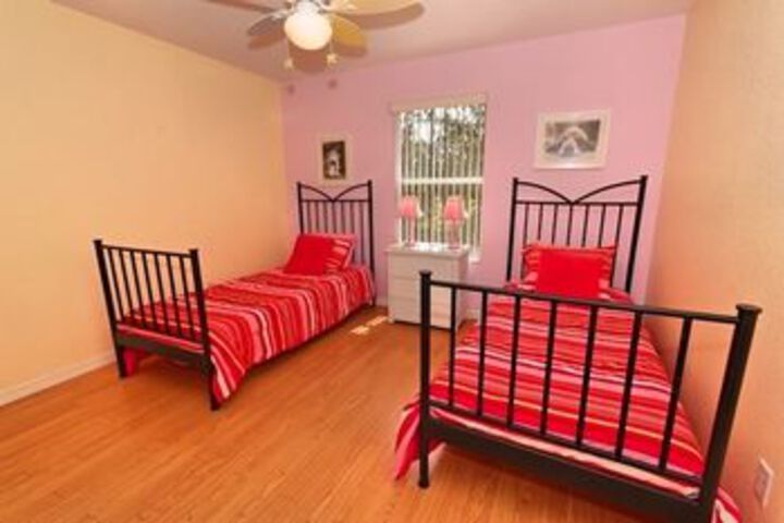 Room 12 of 31