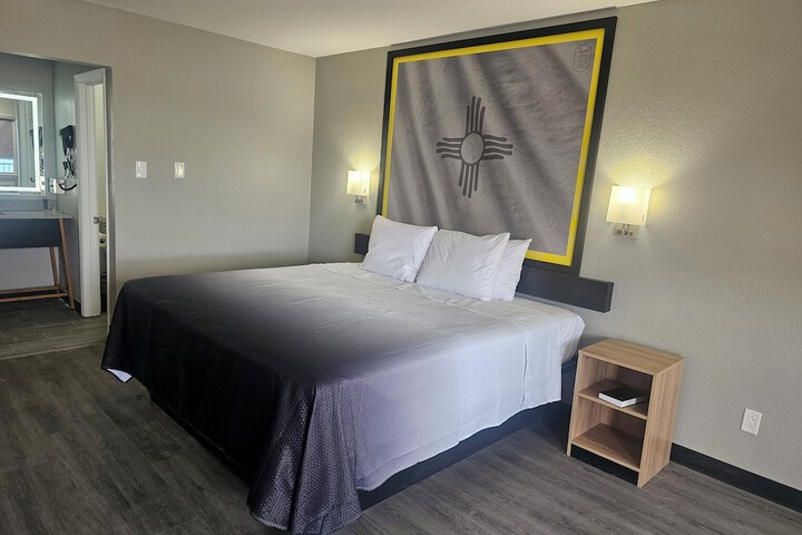 Room 8 of 31