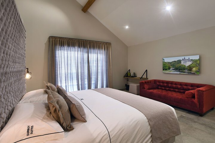 Room 4 of 68