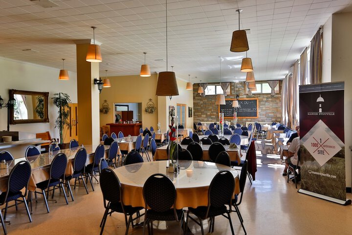 Dining Photos