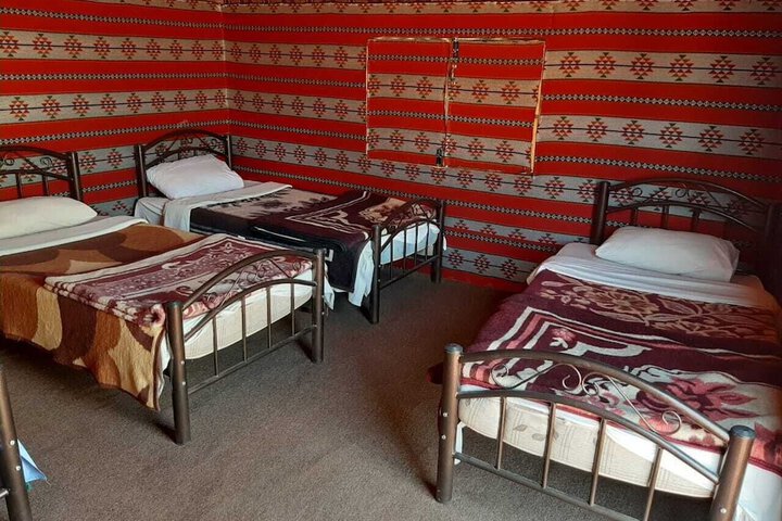 Room 6 of 72