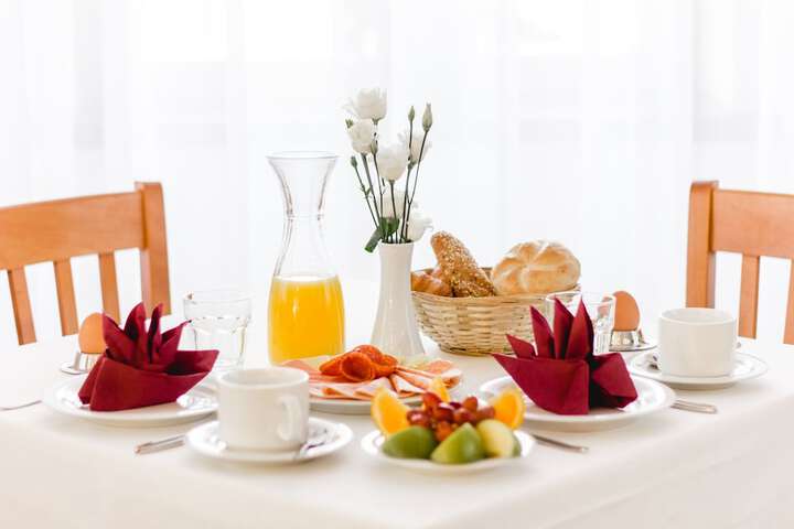 Breakfast/Coffee Service 36 of 50