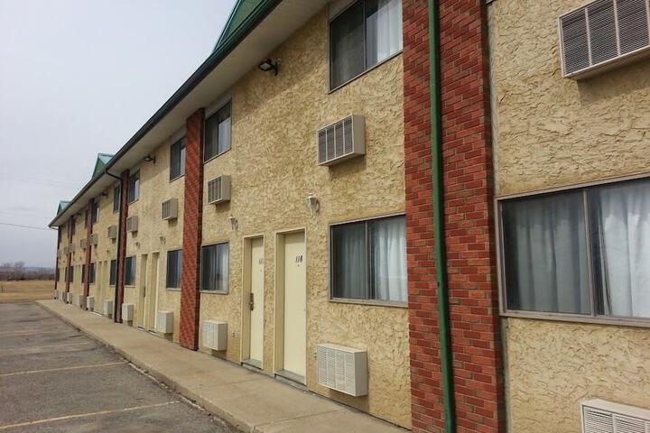 Property Grounds 44 of 52