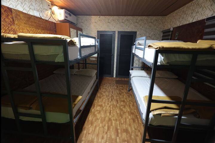 Room 24 of 46