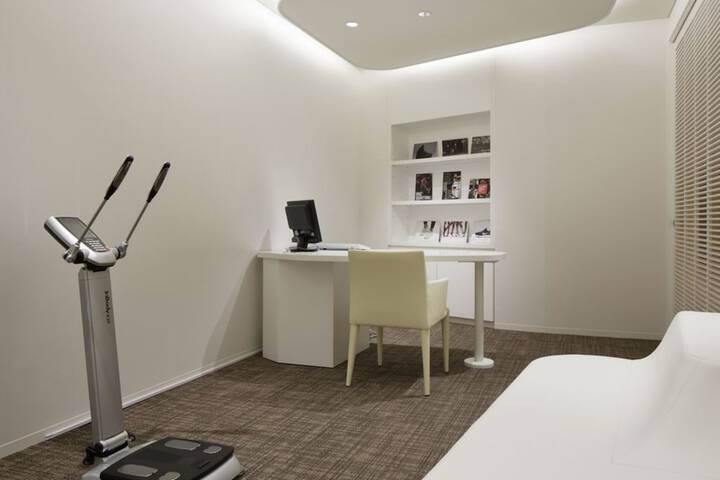 Room 20 of 120