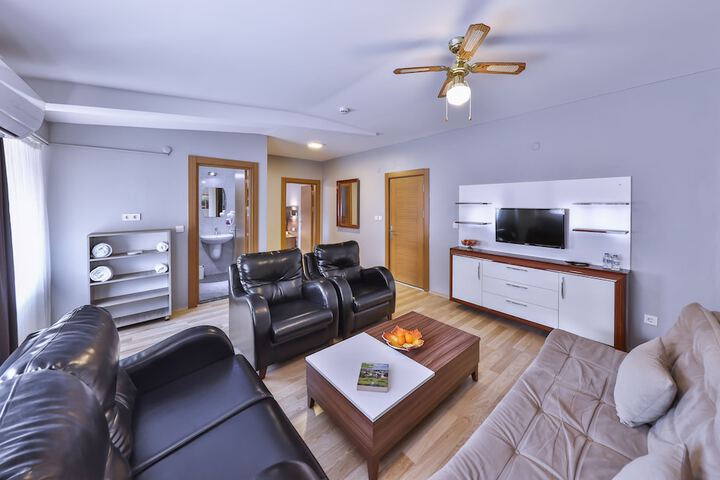 Room 86 of 125