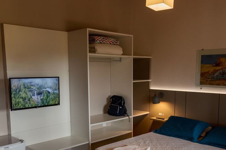 Room 8 of 67