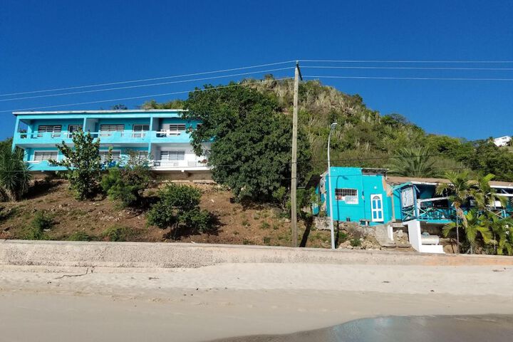 Beach 23 of 31