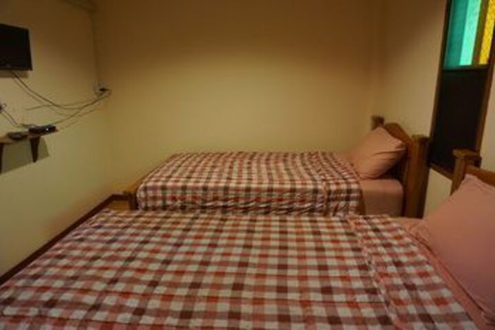 Room 20 of 31