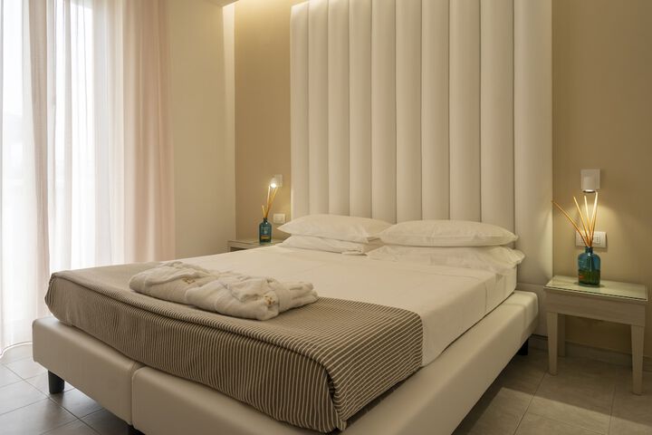 Room 40 of 129