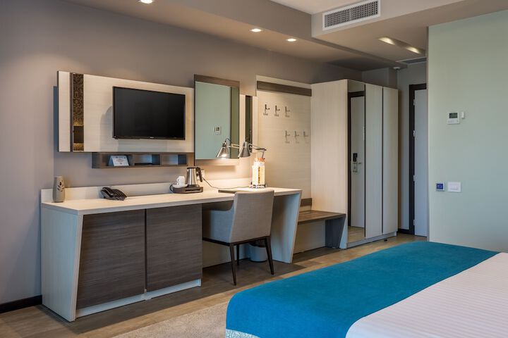 Room 20 of 53
