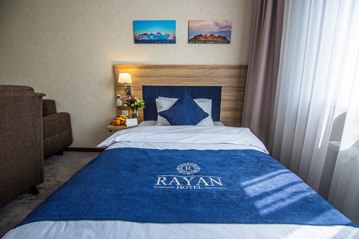 Room 15 of 47