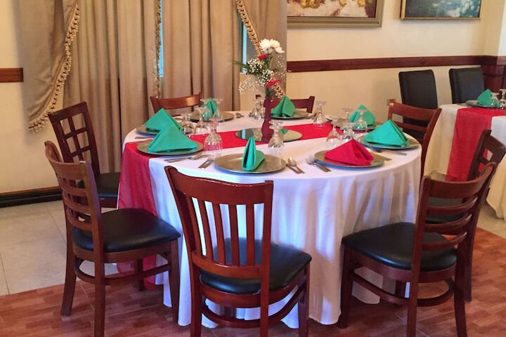 Dining 106 of 162