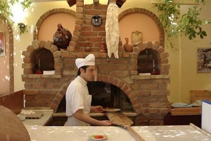 Dining 23 of 41
