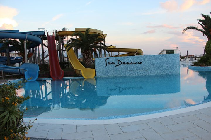 Pool 8 of 17
