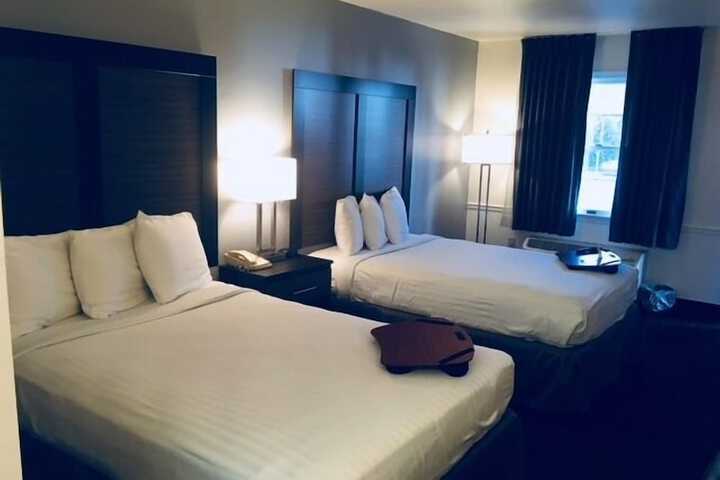 Room 7 of 44