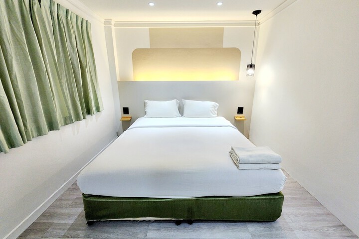 Room 12 of 58