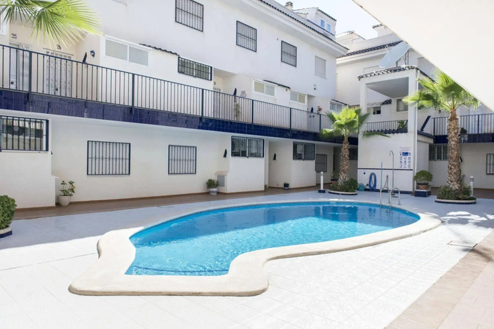 REALRENT LA VELETA