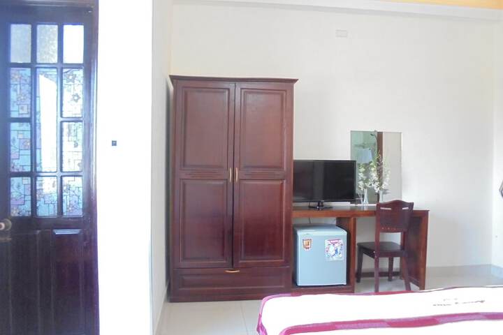 Room 9 of 55
