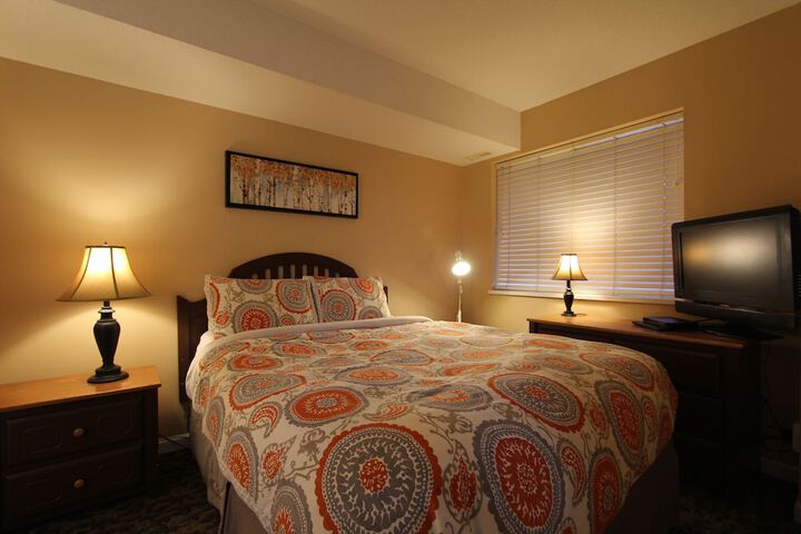 Room 34 of 80