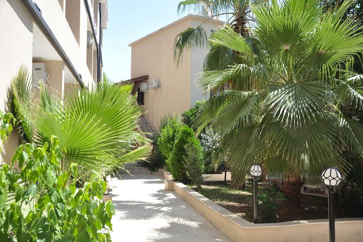 Hotel Exterior 17 of 17