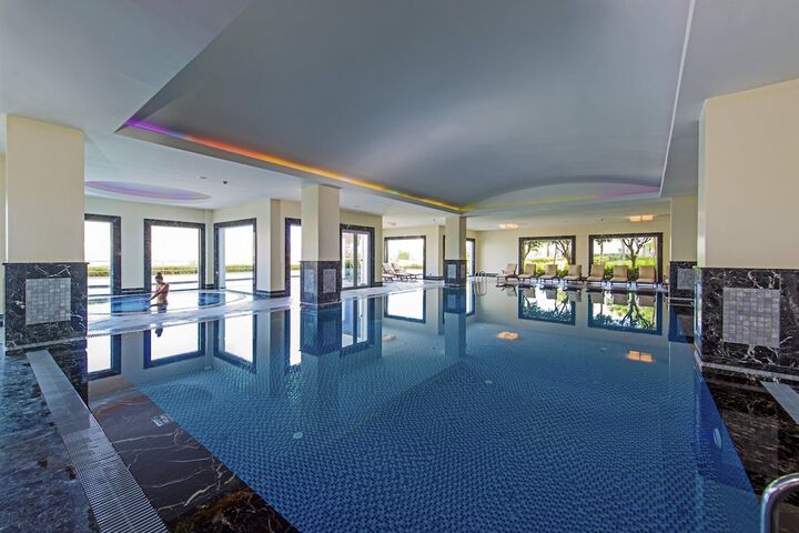Pool 74 of 164