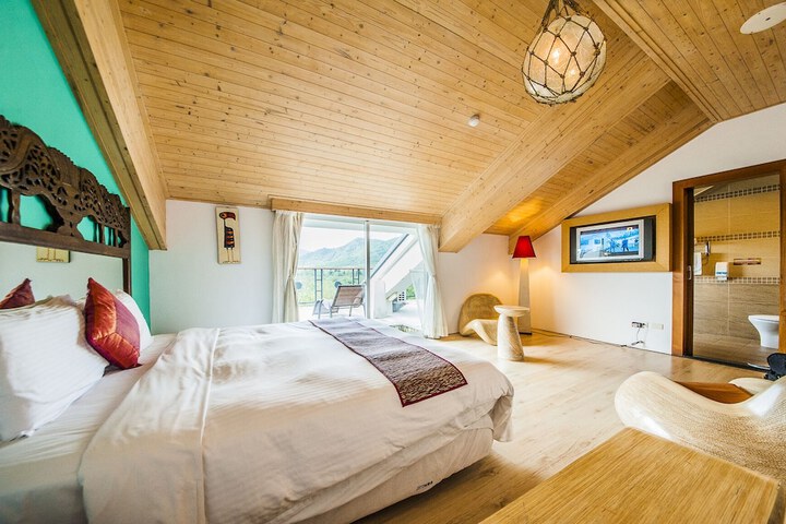 Room 15 of 47