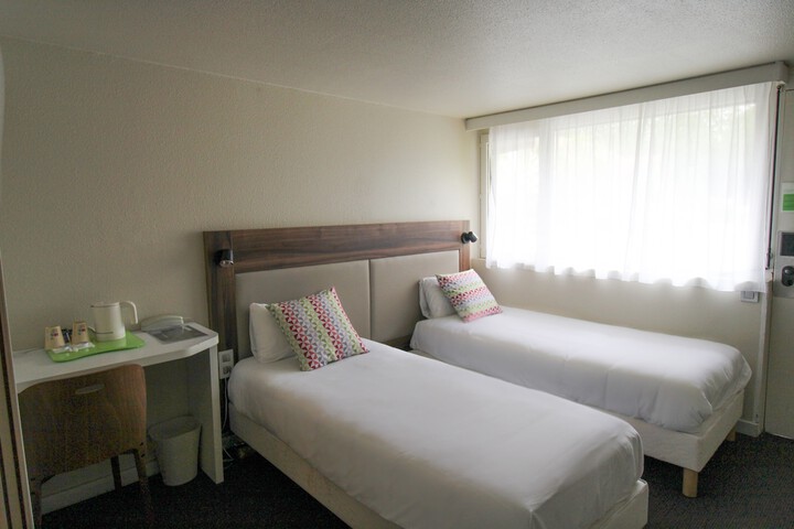 Room 13 of 41