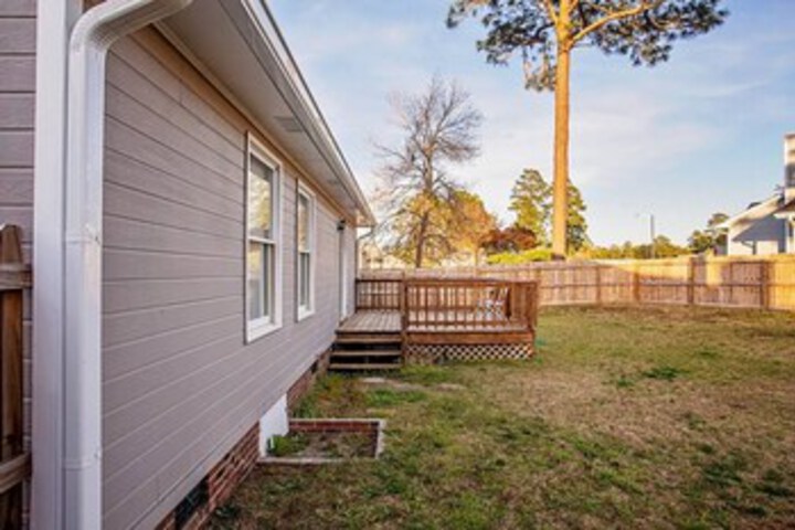 Property Grounds 23 of 31