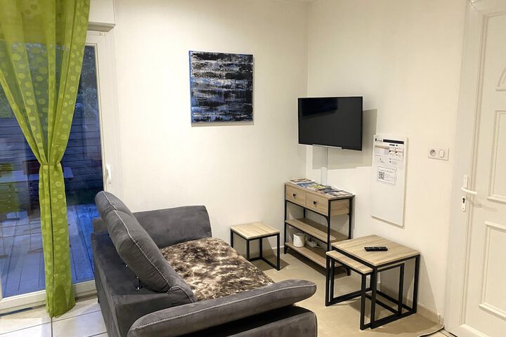 Room 16 of 61