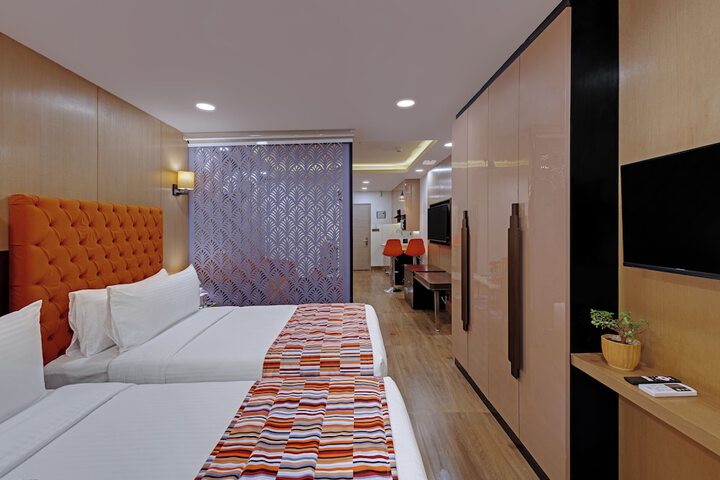Room 7 of 26