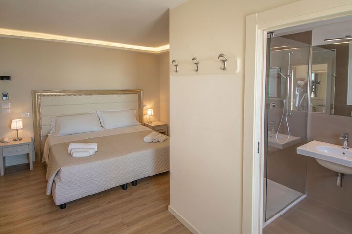 Room 47 of 71