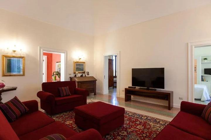 Room 3 of 4