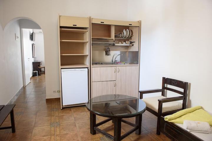Private kitchenette